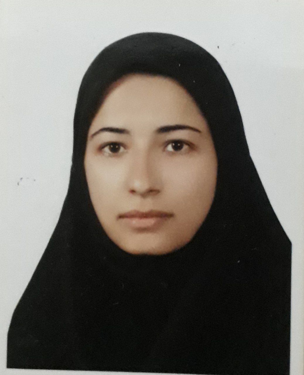 خانم صفورا زارع چاوشی دبیر زن ریاضی در اصفهان تدریس خصوصی آنلاین و مجازی ریاضی